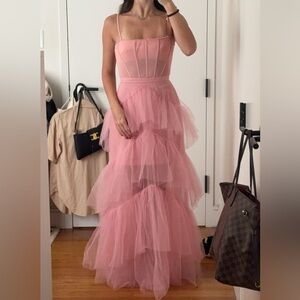 BCBGMAXAZRIA Oly Tiered Ruffle Tulle Evening Gown in Bridal Rose (NEW - size 2)